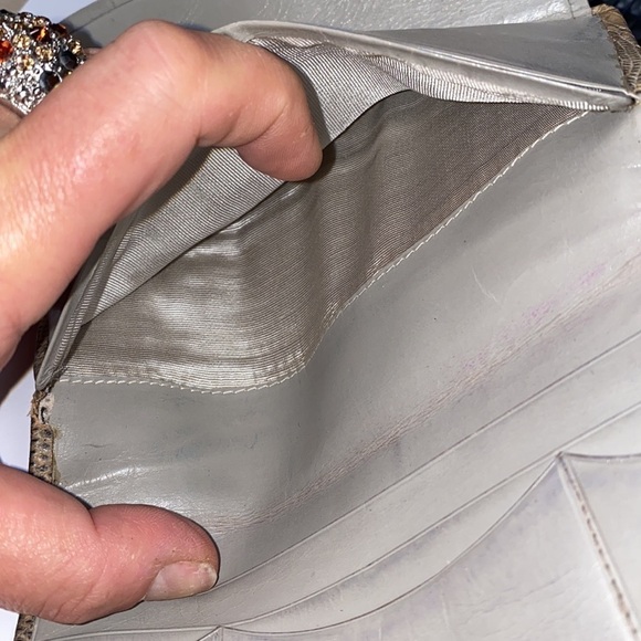 Monitor Lizard Tan Gray Leather Long Bifold Wallet - Picture 6 of 15